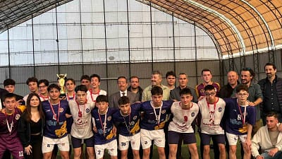 TÜGVA Burhaniye’nin düzenlediği futbol turnuvası finalle sona erdi. Gençlerin centilmence