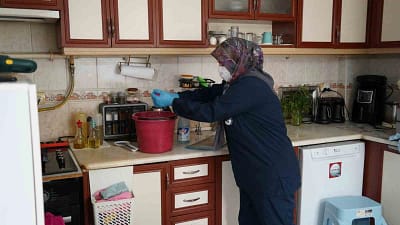 Yunusemre Belediye Başkanı Semih Balaban’ın talimatıyla, sağlık sorunları nedeniyle ev