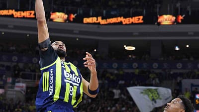 Türkiye Sigorta Basketbol Süper Ligi Play-off Final serisi ilk maçında