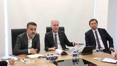 İnegöl’ün çilesi sona eriyor Bursa Büyükşehir Belediyesi Başkan Vekili Şahin Biba, Büyükşehir Belediyesi yöneticileriyle