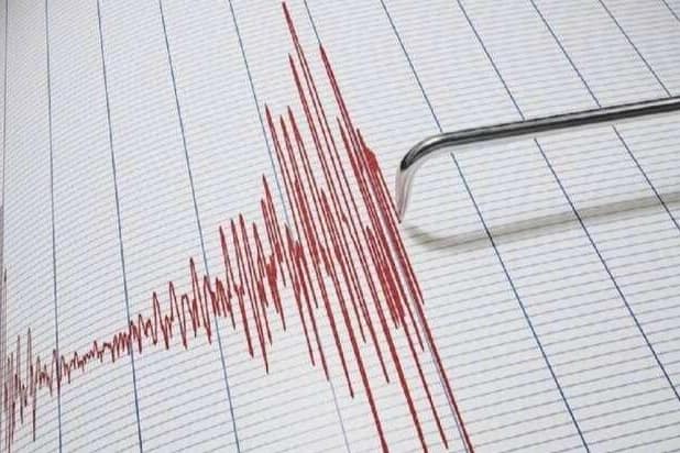 Bursa Gemlik’te 3,9 büyüklüğünde deprem! AFAD saat 11:47’de Bursa’nın Gemlik ilçesinde 3,9 büyüklüğünde deprem kaydetti.