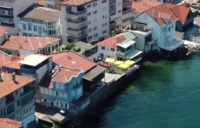 Mudanya Belediyesi’nden yazlıkçılara çevre duyarlılığı çağrısı Mudanya Belediyesi, yaz sezonunda yoğunluk yaşanan sahil bölgeleri için temizlik