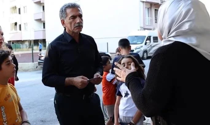 Gemlik’te mahalle yatırımlarına halk karar verecek Gemlik Belediyesi, mahalle hizmetlerini halkın önceliklerine göre şekillendirecek katılımcı bütçe