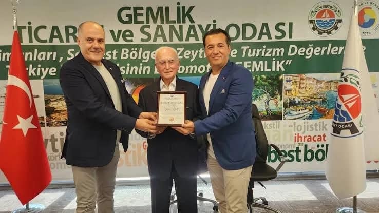 Kemal Akıt hayatını kaybetti iş dünyası yas içinde Gemlik iş dünyasının duayeni Kemal Akıt, 83 yaşında hayata veda