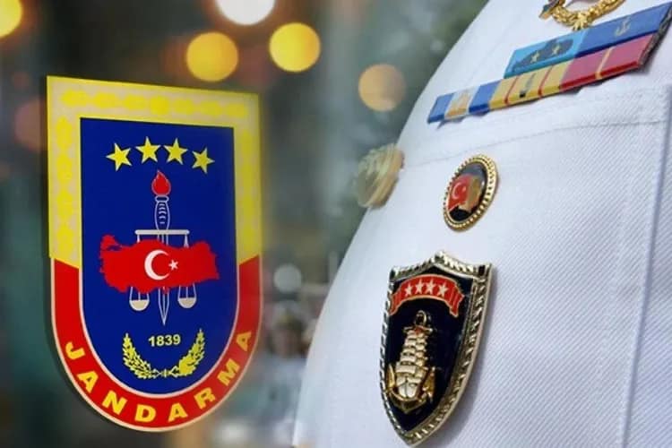 Jandarma ve Sahil Güvenlik Komutanlıklarında terfi ve atamalar Cumhurbaşkanı Erdoğan’ın imzasıyla yayımlanan kararla Jandarma ve Sahil Güvenlik’te önemli