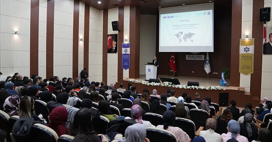 Erzurum’da gençlik ve insani yardım odağında uluslararası buluşma Erzurum Büyükşehir Belediyesi koordinasyonunda yürütülen Erasmus+ Impact Hub projesi kapsamında,
