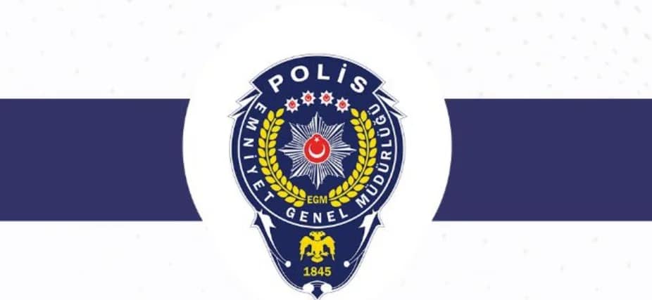 Emniyet: Sahte e-imza ile sisteme giriş mümkün değil Emniyet hizmetlerinde yalnızca kuruma ait e-imzaların geçerli olduğu, dışarıdan alınan