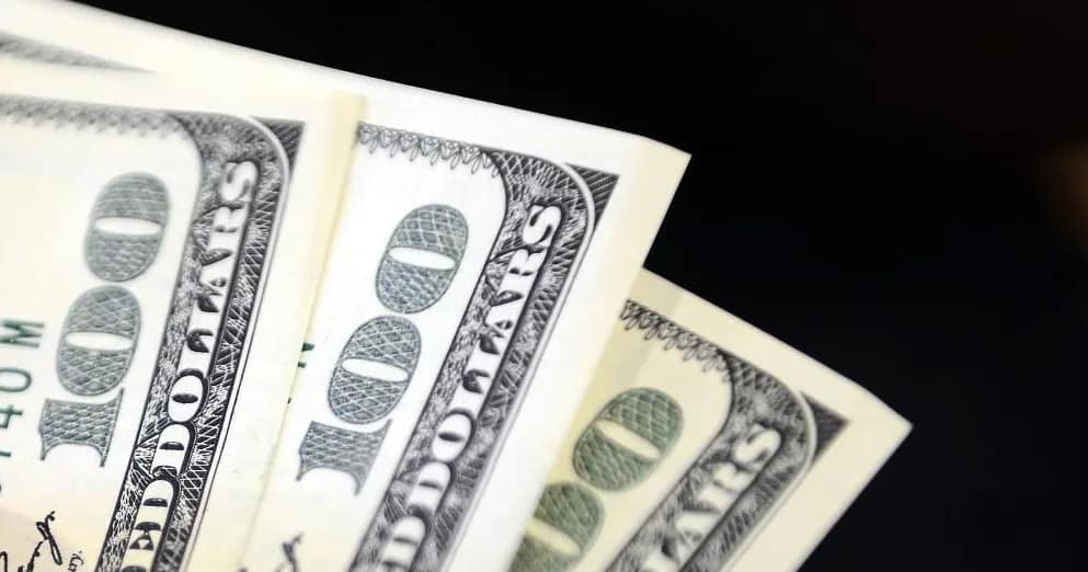 Döviz kuru yükselmeye devam ediyor Serbest piyasada dolar 40,68 TL, euro ise 47,03 TL seviyelerinde