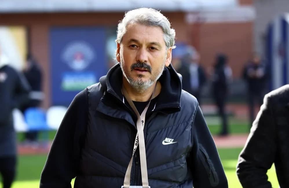 Eyüpspor, Atila Gerin ile yollarını ayırdı Eyüpspor, Teknik Direktör Atila Gerin ile yolların ayrıldığını duyurdu. Trendyol