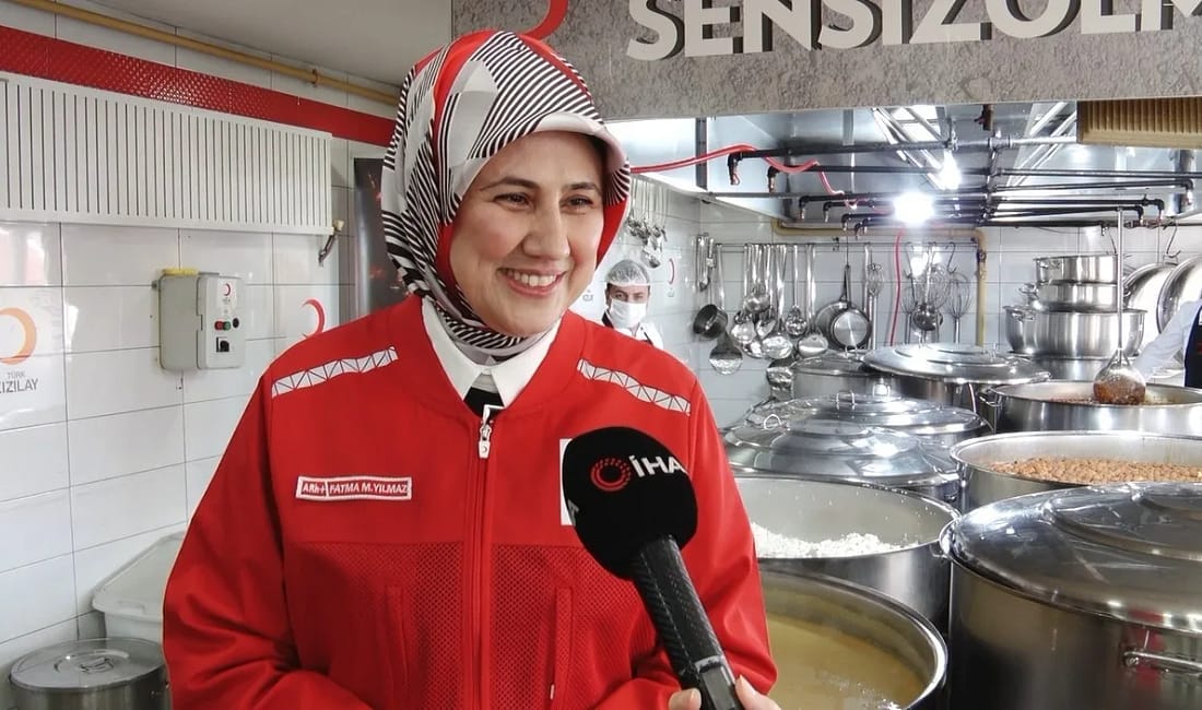 Kızılay göç ihtimaline karşı hazırlıklarını tamamladı Türk Kızılay Başkanı Fatma Meriç Yılmaz, İran’daki gelişmeler nedeniyle olası