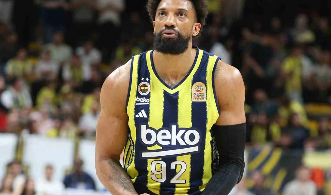 Fenerbahçe seride 2-0 öne geçti Fenerbahçe Beko, Türkiye Sigorta Basketbol Süper Ligi play-off yarı final