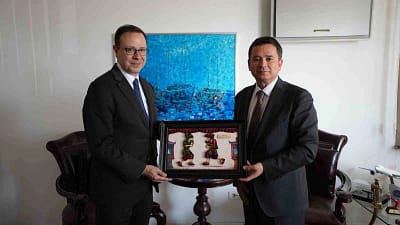 Başkan Aydın Kosova’da önemli temaslarda bulundu Sultan I. Murad Hüdavendigar’ın vefatının 637. yılı anma programlarına katılmak